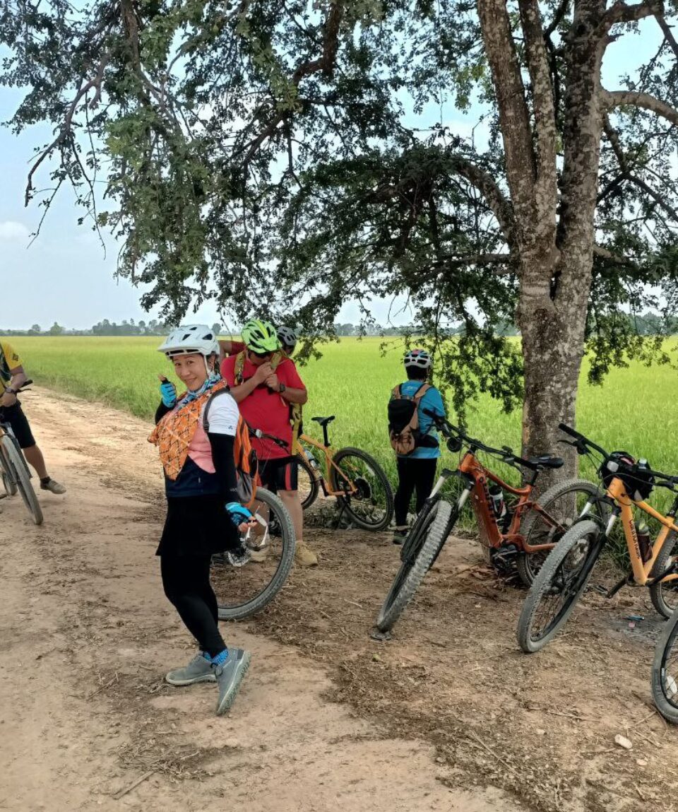 Vana Adventure Travel Bike Tour