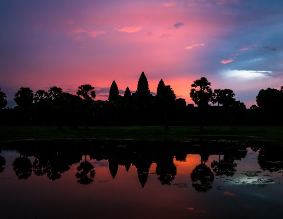 Angkor Sunrise Biking Discovery