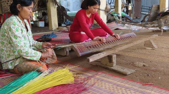 Khmer sedge mat weaving village